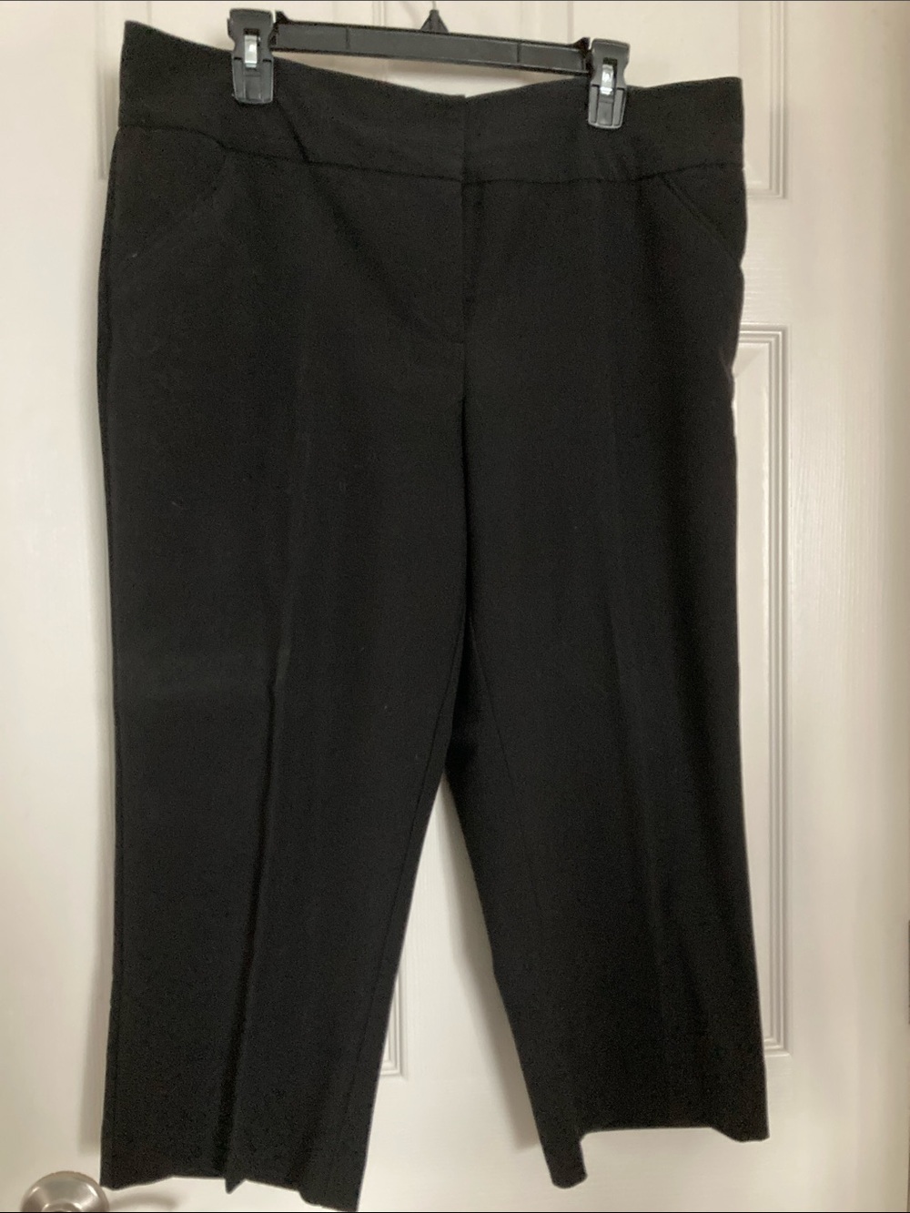 Nicole Miller Black Cropped Straight-Leg Pants